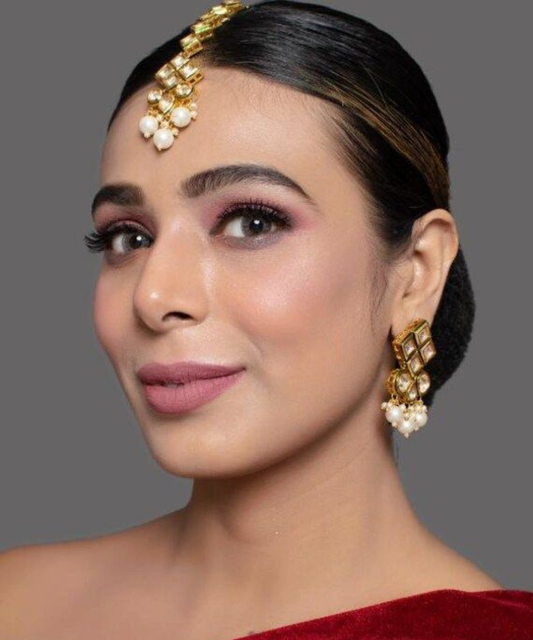 Earrings with Maang Tikka Sets